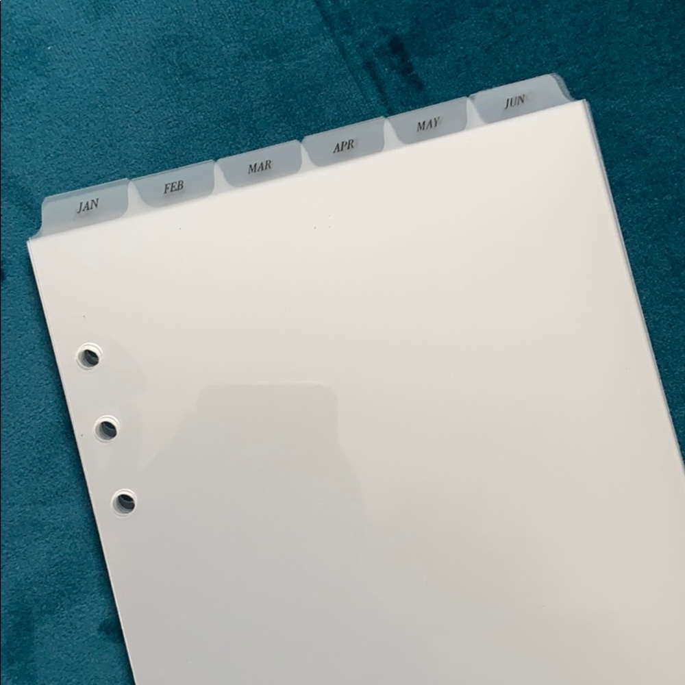 Cloth & Paper Monthly Top Plastic Glass Dividers